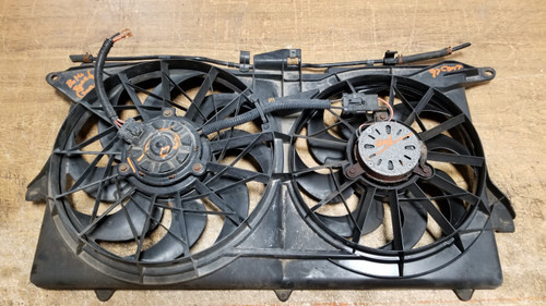 1995 1996 1997 Lincoln Continental Radiator Dual Fan F8OH-8C607-AA
