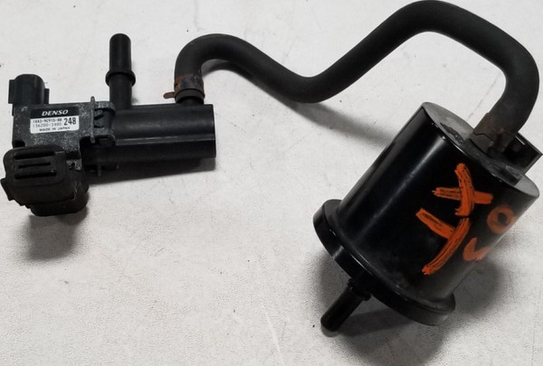 2002 03 04 05 06 07 2008 Jaguar X-Type Air intake purge valve Canister 1X43-9C91