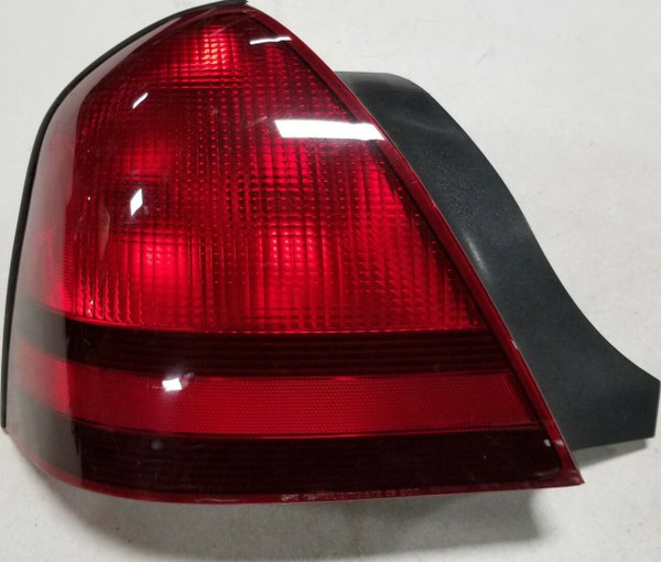 2003 to 2011 Mercury Grand Marquis LH Driver Tail Light Taillamp