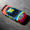 1/12 Losi NASCAR Jeff Gordon No. 24 Dupont Chevrolet Monte Carlo (Battery & Charger Included) LOS1120024