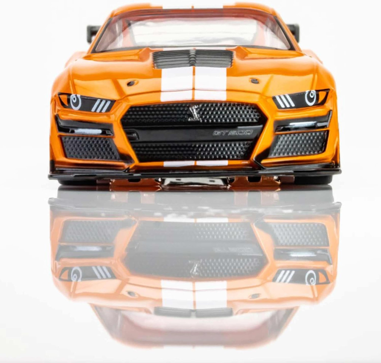AFX22069 2021 Shelby GT500- Twister Orange/White