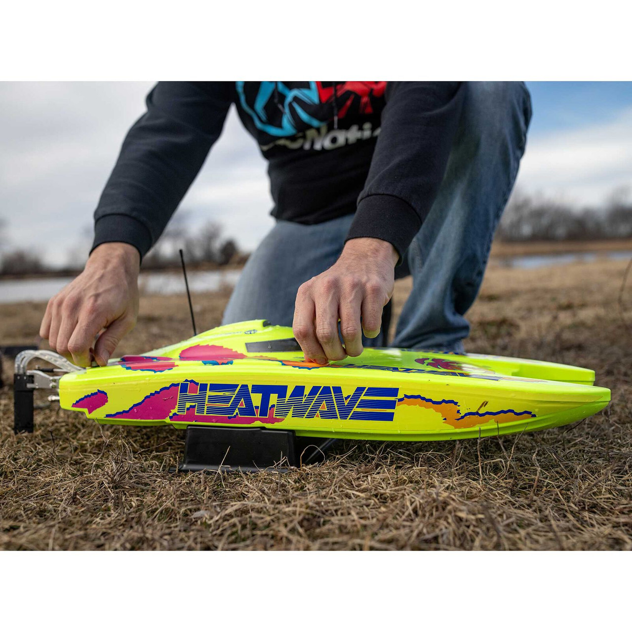 Blackjack 24" V2 Catamaran Brushless: RTR, Heat Wave Visual  PRB08049T1
