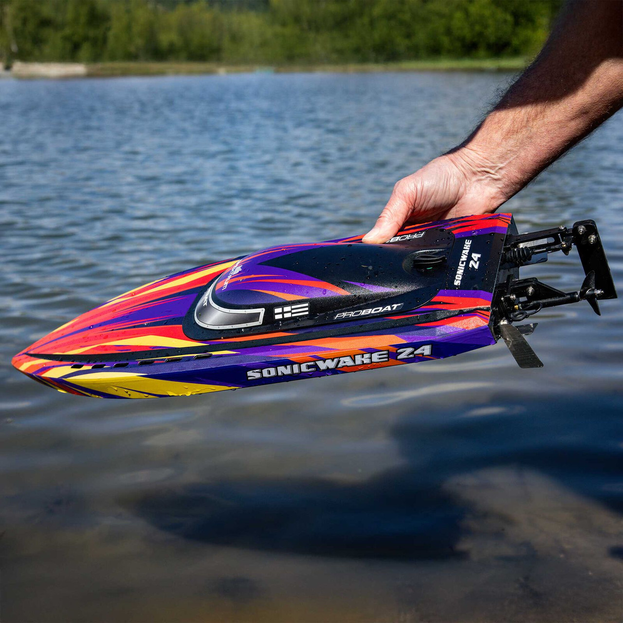 Sonicwake 24" Self-Righting Brushless Deep-V RTR (Battery & Charger Included), Red  PRB1992T1