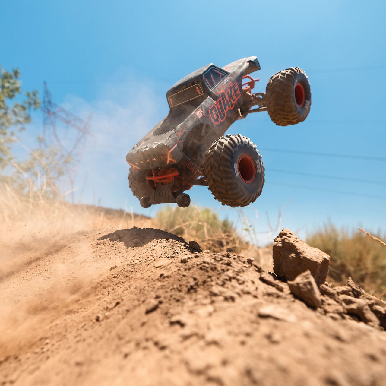 ARA3537T1 1/10 QUAKE 223S 2WD RTR Brushless Monster Truck, Red