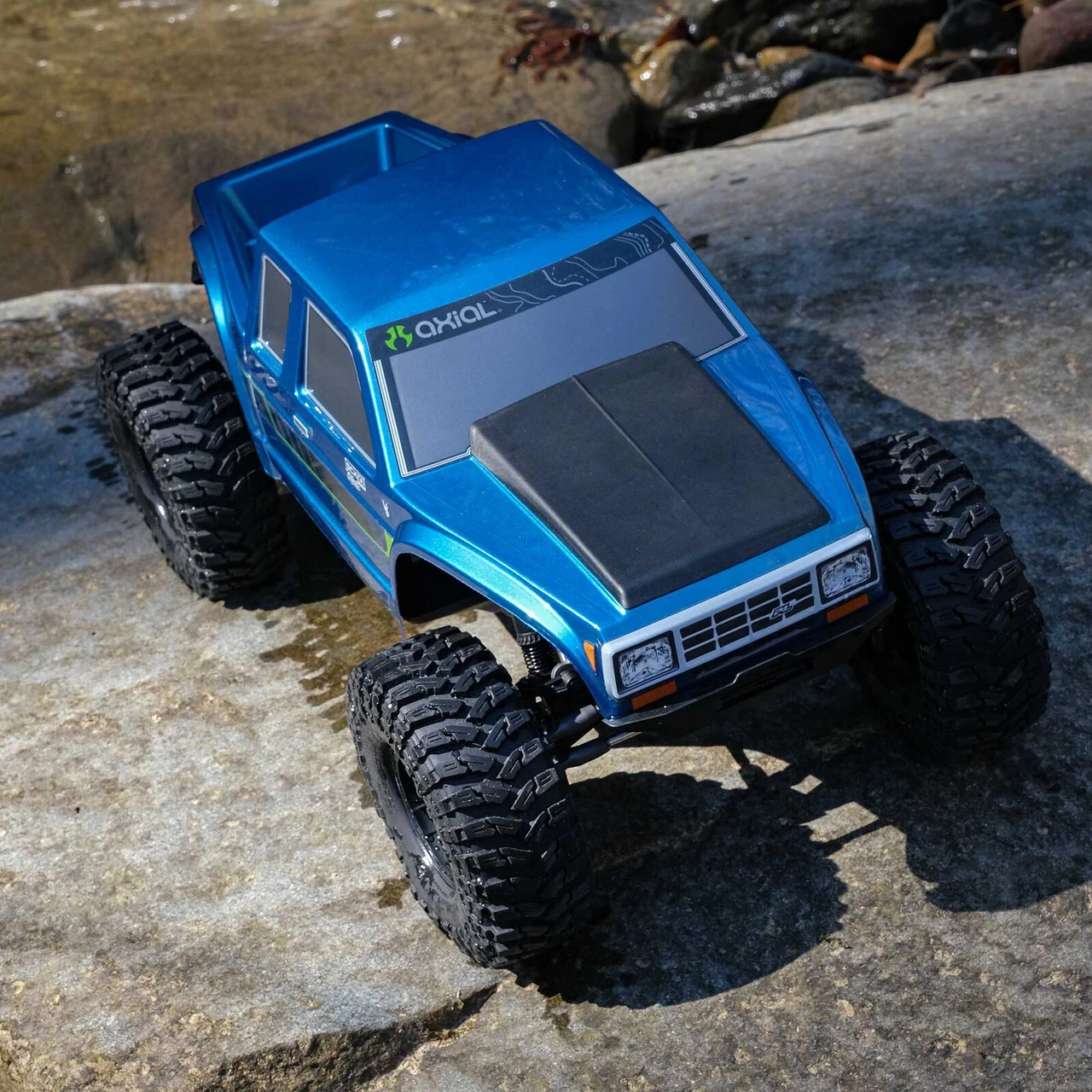 Axial 1/10 SCX10 III Coyote 4X4 RTR Brushed Rock Crawler Blue  AXI-2036T2	