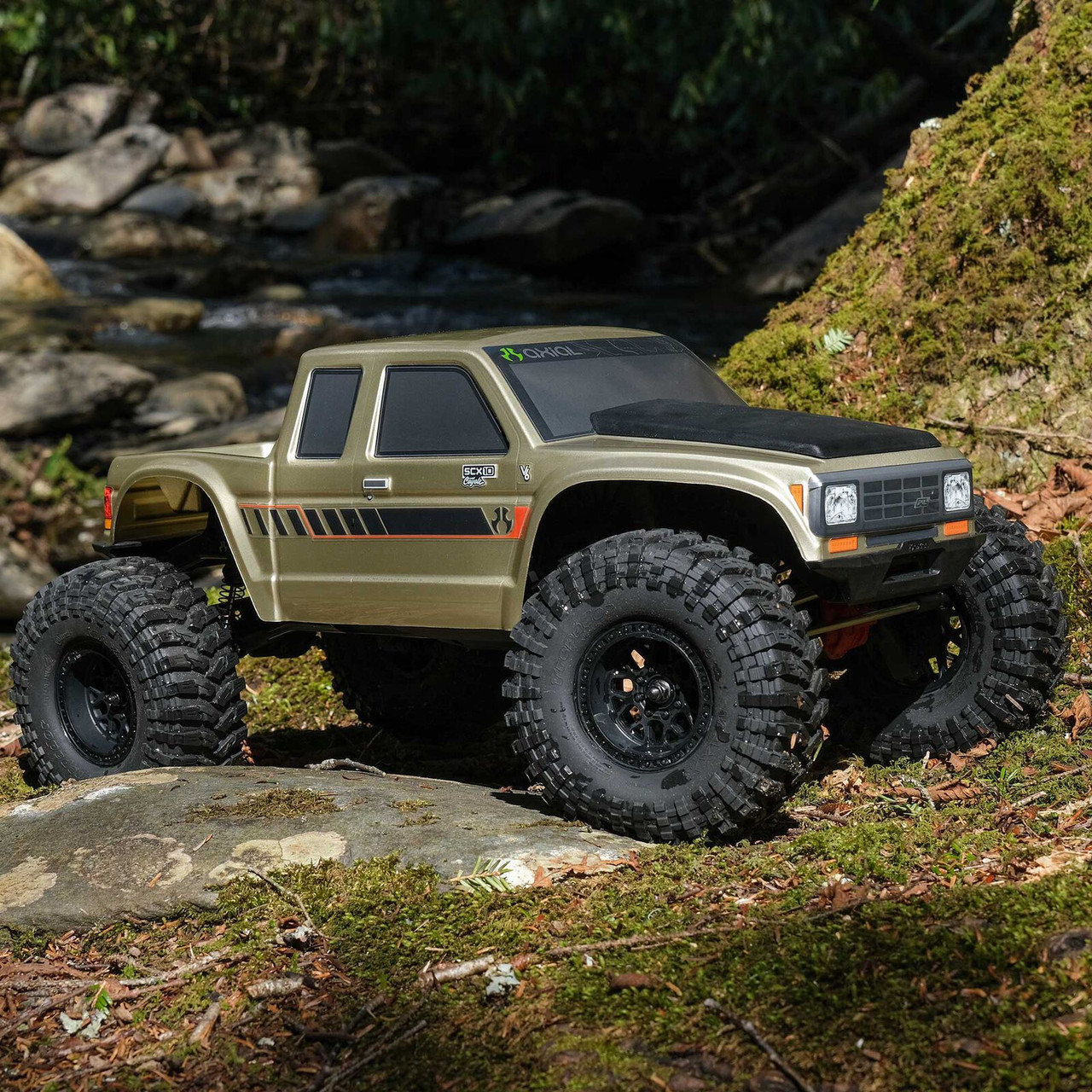 AXI-3071 SCX10III Coyote: 1/10 4WD RTR with Battery and Charger