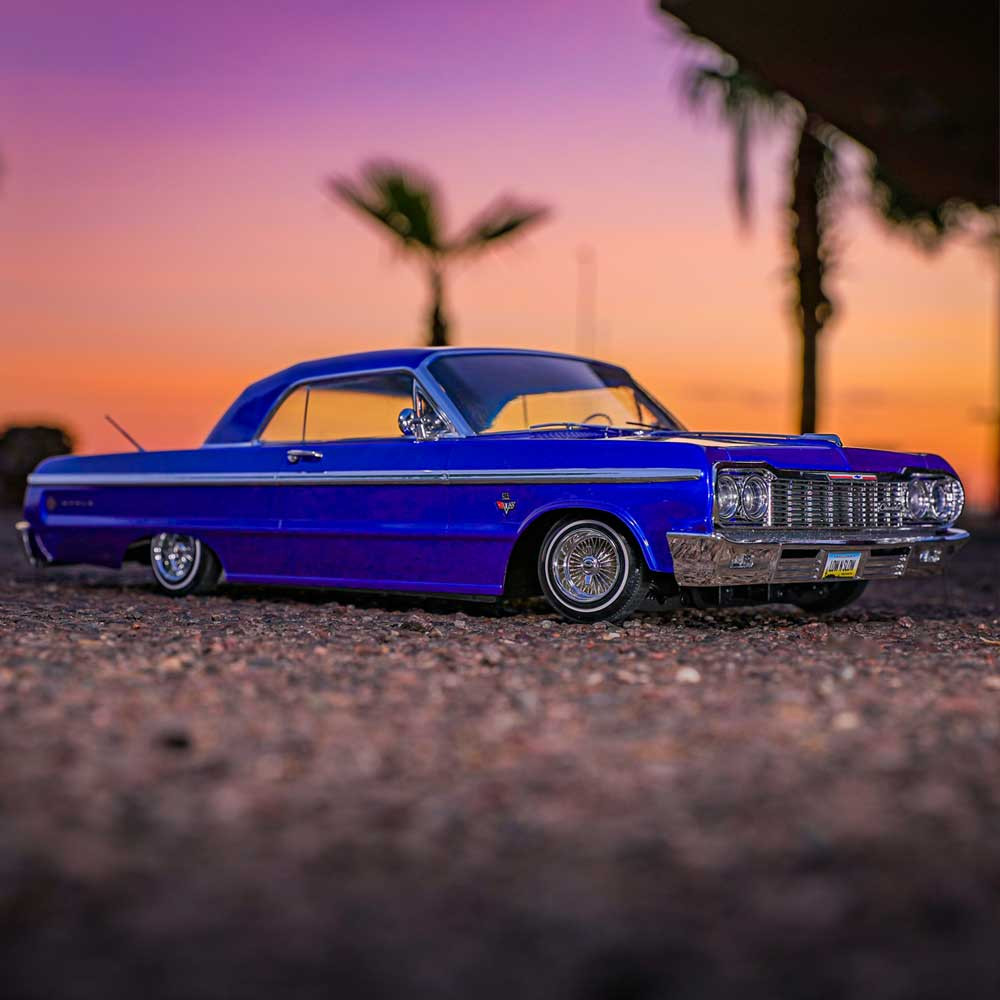 Redcat SixtyFour RC Car - 1:10 1964 Chevrolet Impala Hopping