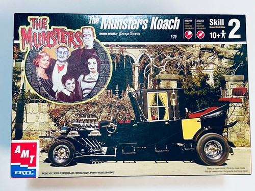 The Munsters Koach 1:25 Scale 1999 Plastic Model Kit AMT ERTL #30098