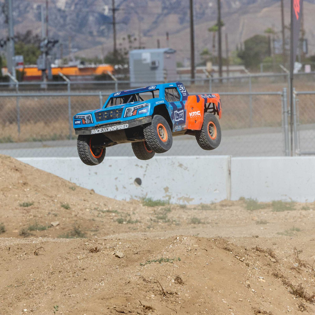 1/5 5IVE-TE 3.0 Electric 4WD Desert Truck RTR LOS05022