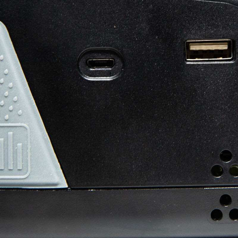 S2200 G2 AC 2x200W Smart Charger  SPMXC2010