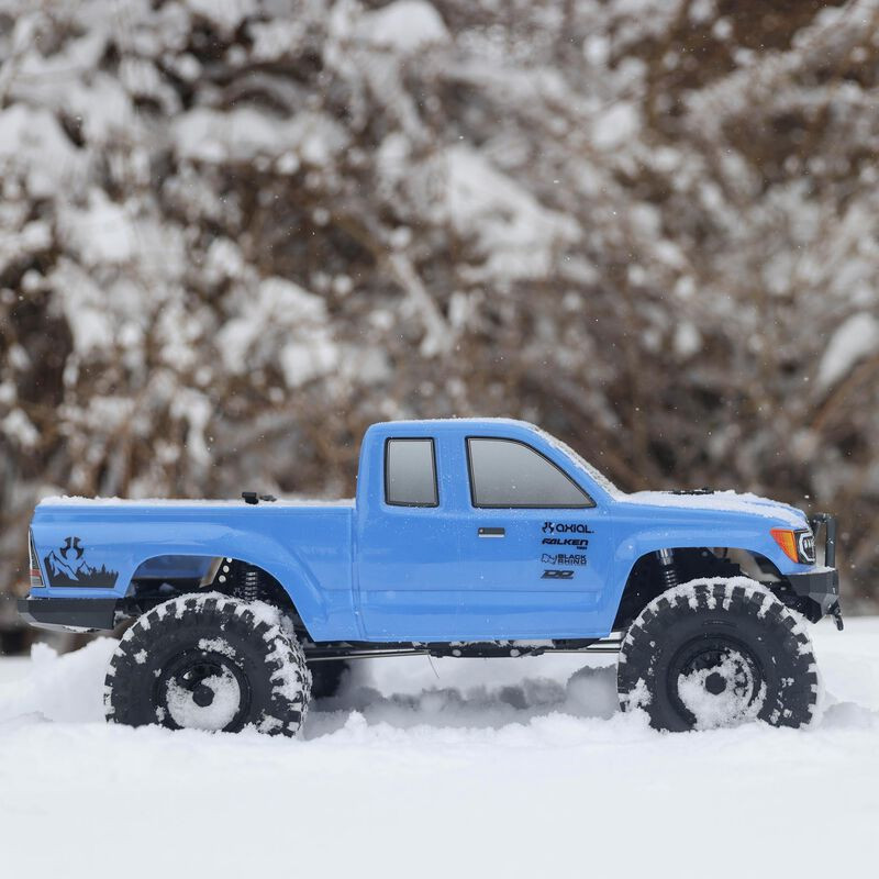 AXI03027T1 1/10 SCX10 III Base Camp 4WD Rock Crawler Brushed RTR, Blue