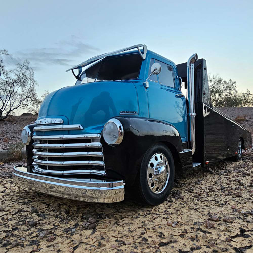 REDCAT CUSTOM HAULER - 1953 CHEVROLET COE METALLIC BLUE