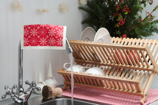 Durable, reusable, machine washable, and it offers an eco-friendly alternative to paper towels with a style!