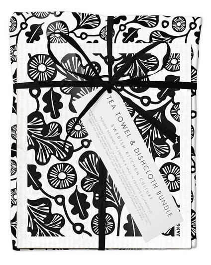 Bundle with 1 tea towel and 2 matching dishcloths oak leaf black