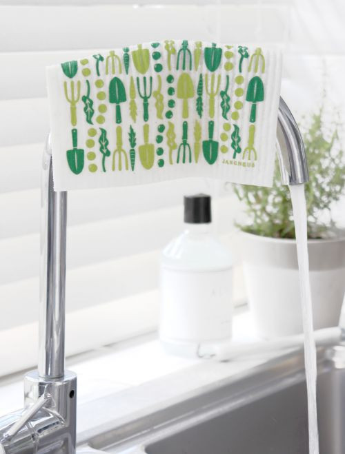 Durable, reusable, machine washable, and it offers an eco-friendly alternative to paper towels with a style!