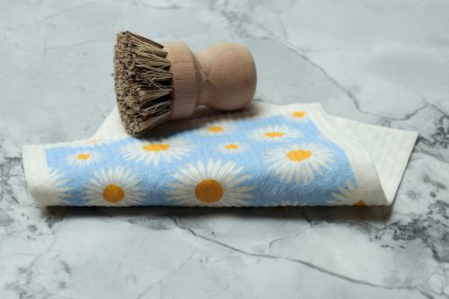 Durable, reusable, machine washable, and it offers an eco-friendly alternative to paper towels with a style!