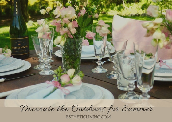 4 Home Décor Items To Use Outdoor for the Summer Season