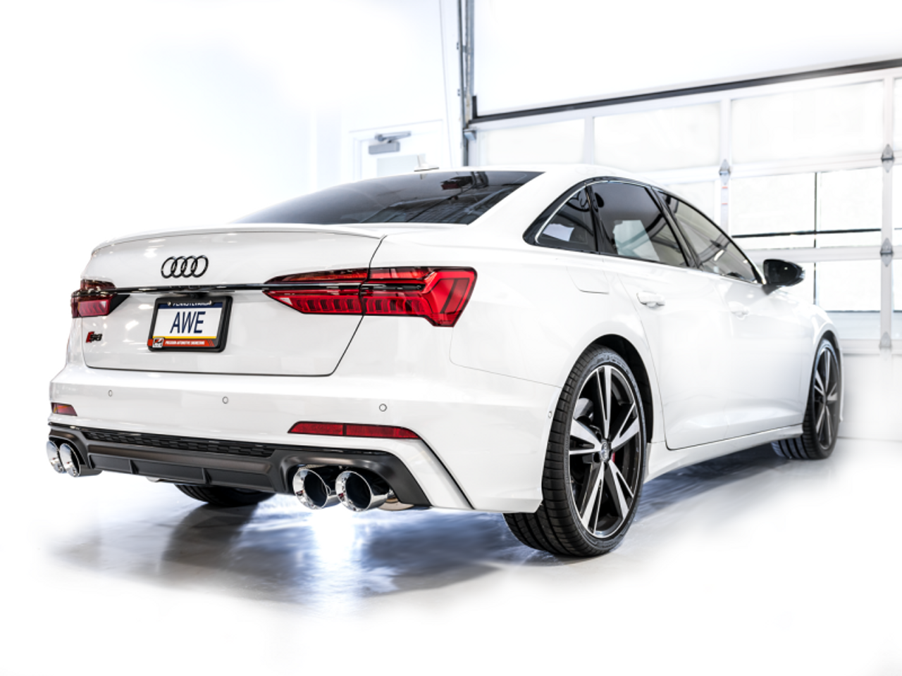 AWE Tuning 19-23 Audi C8 S6/S7 2.9T V6 AWD Touring Edition Exhaust - Chrome Silver Tips - 3015-42103 Photo - Mounted
