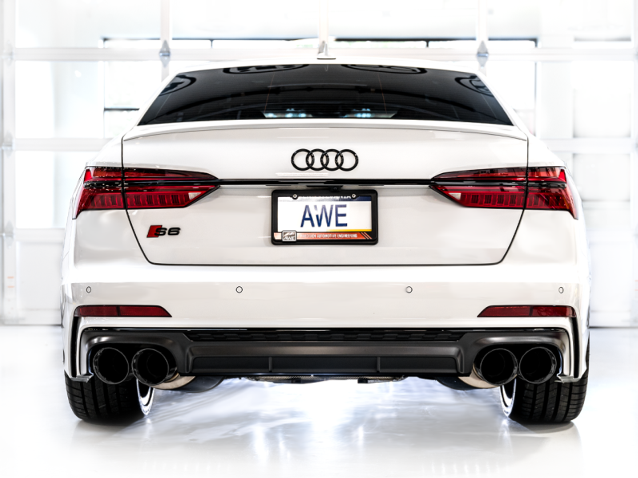 AWE Tuning 19-23 Audi C8 S6/S7 2.9T V6 AWD Touring Edition Exhaust - Diamond Black Tips - 3015-43107 Photo - Mounted