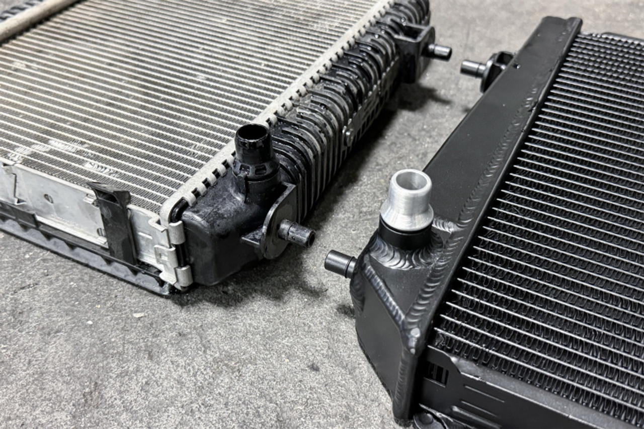 CSF BMW G8X M3/M4/M2 High-Performance Auxiliary Radiator - Single Radiator - 8321 User 2