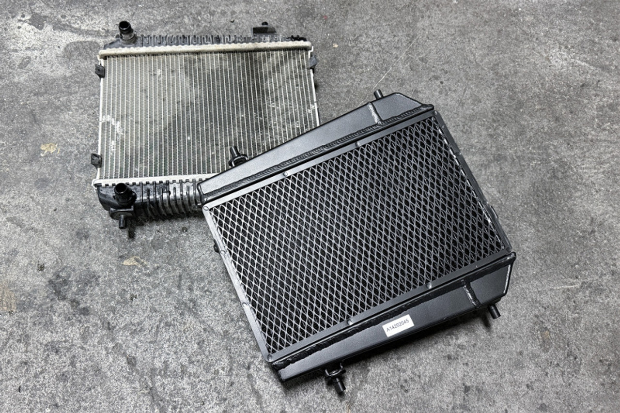 CSF BMW G8X M3/M4/M2 High-Performance Auxiliary Radiator - Single Radiator - 8321 User 2
