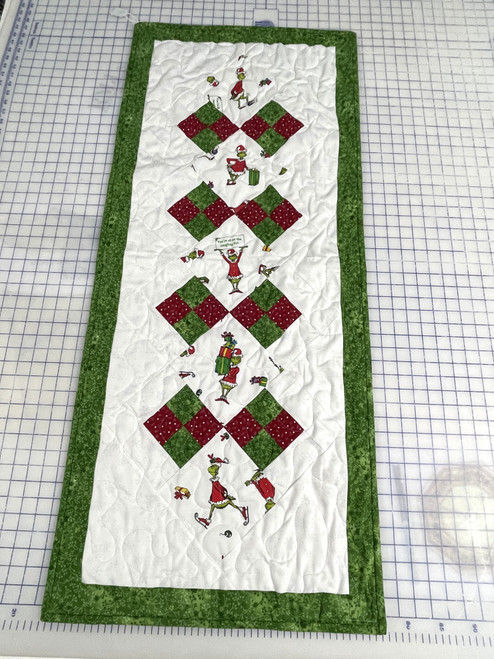 Christmas Table Runners / SH-CTR-11: Grinch - Rectangle