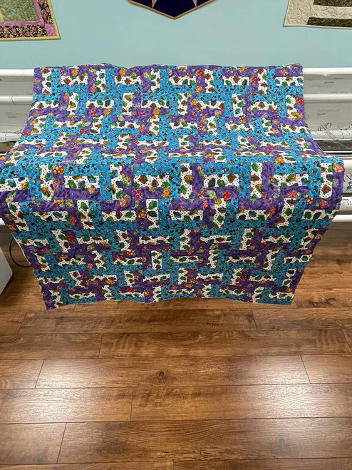 Laps and Throws / Q-LT-9: Life in the Garden (Blue and Purple)