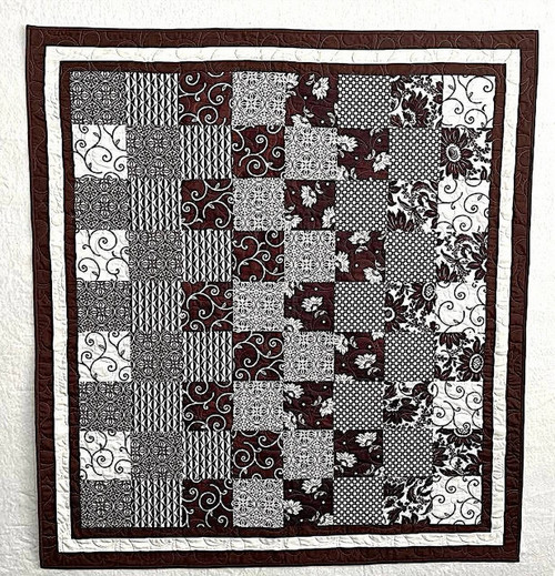 Laps and Throws / Q-LT-22: Brown Design