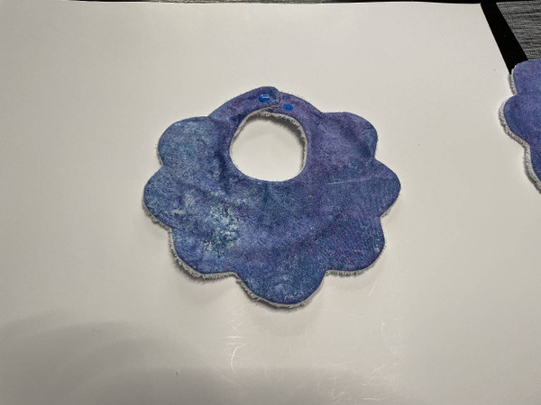 Baby Bibs - Scallop Edge / BI-BS-8: Marbled Purple (Blue) - Scallop Edge