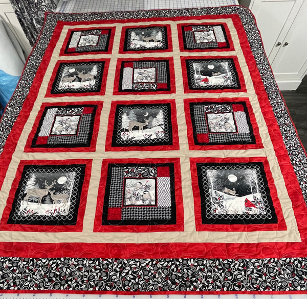 Laps and Throws / Q-LT-27: Winter Theme (Red / Black / Tan)