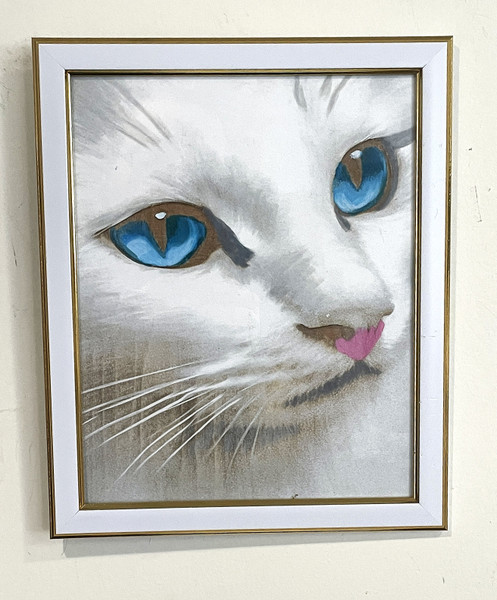 Wall Art - Words of Wisdom / HD-WAWI-8021: Engraved Image: White Cat - 8 x 11 Engraving - Silver Frame