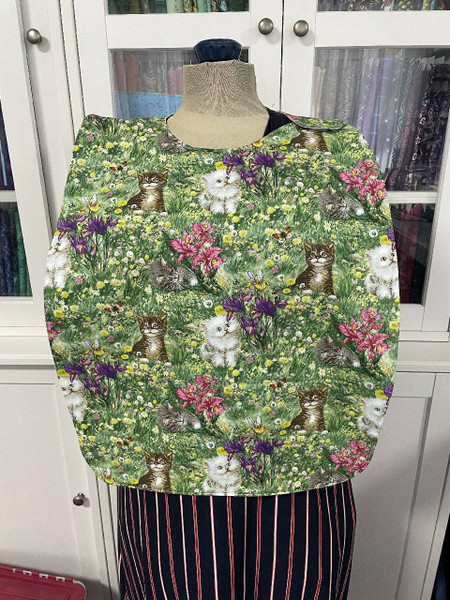Adult Bibs / CA-B-A-1: Cats - Left