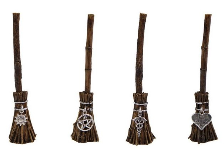 Witches Broomsticks (small)