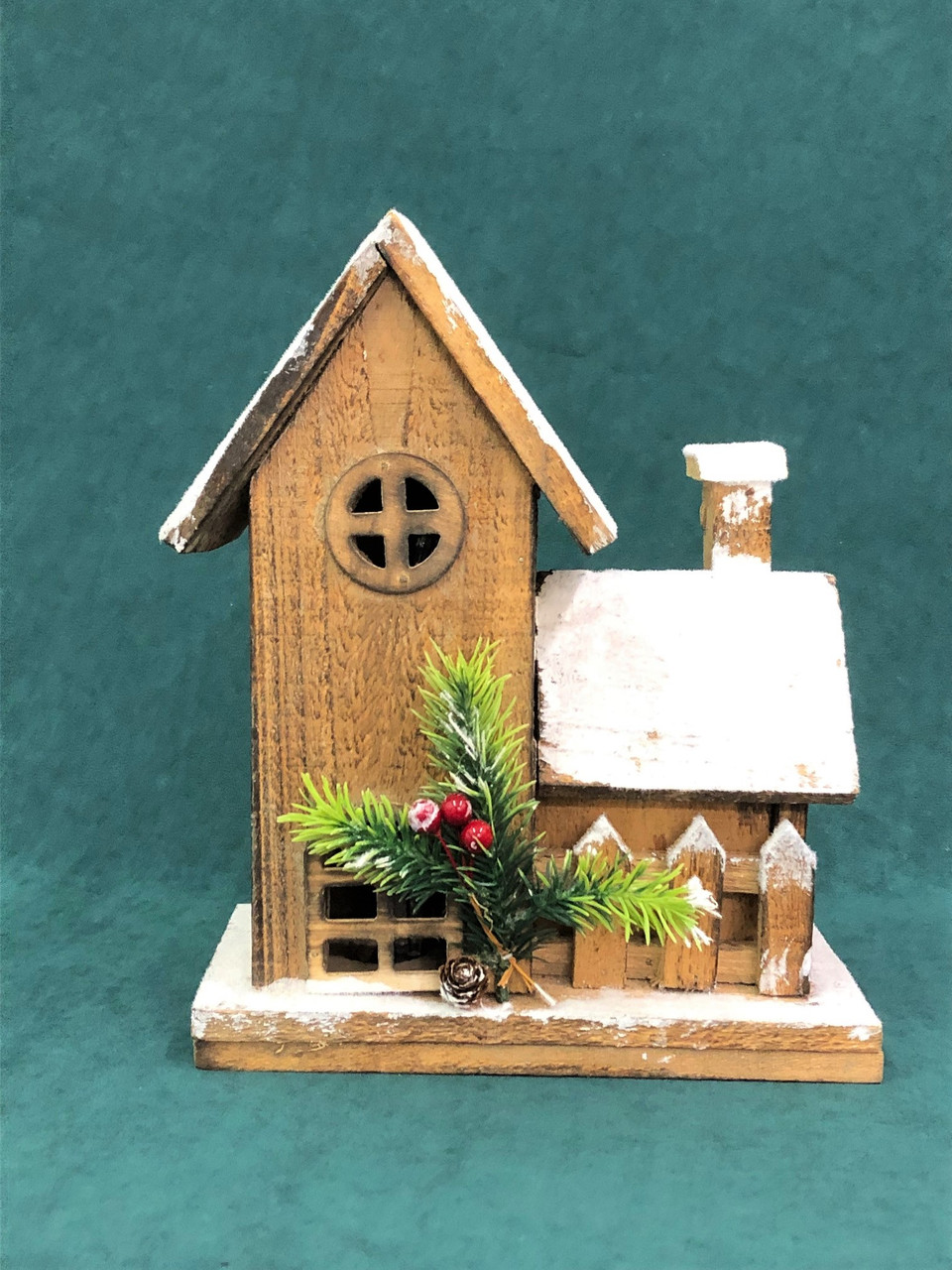 Beautiful Wooden Christmas Lodge (Large) 26cm - with Lights