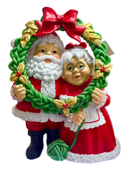 Santa Statue - MR AND MRS CLAUS UNDER THE MISTLETOE WREATH 30CM