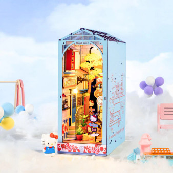 Hello Kitty Town Square DIY Book Nook