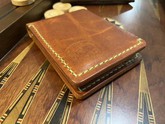 Bifold - 4 Card Slots - Green Stitching