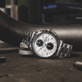 Maurice Lacroix Pontos S Cronógrafo 43mm con esfera plateada y detalles negros