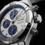 Detalle de la esfera del Maurice Lacroix Aikon Automático Cronógrafo 44mm con subesferas azules y cronógrafo
