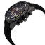 Detalle lateral del reloj Seiko Neo Sports Cuarzo SSB349P1 con caja negra y correa negra