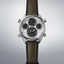 Seiko Prospex Speedtimer Solar SFJ009P1 con esfera blanca, cronógrafo y correa de piel marrón
