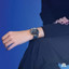 Reloj Maurice Lacroix Eliros Chronograph EL1098-SS001-410-4 con esfera azul puesto en la muñeca