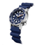 Detalle en perspectiva del Citizen Diver’s Eco Drive 200 mt EO2021-05L con esfera azul, bisel giratorio y correa azul