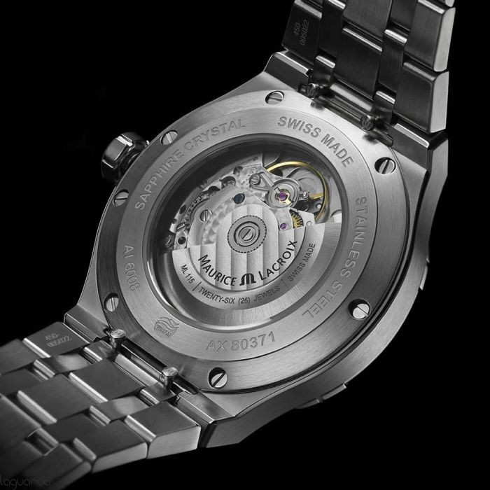 Vista trasera del Maurice Lacroix Aikon Automático 42mm AI6008-SS002-430-1 con movimiento visible