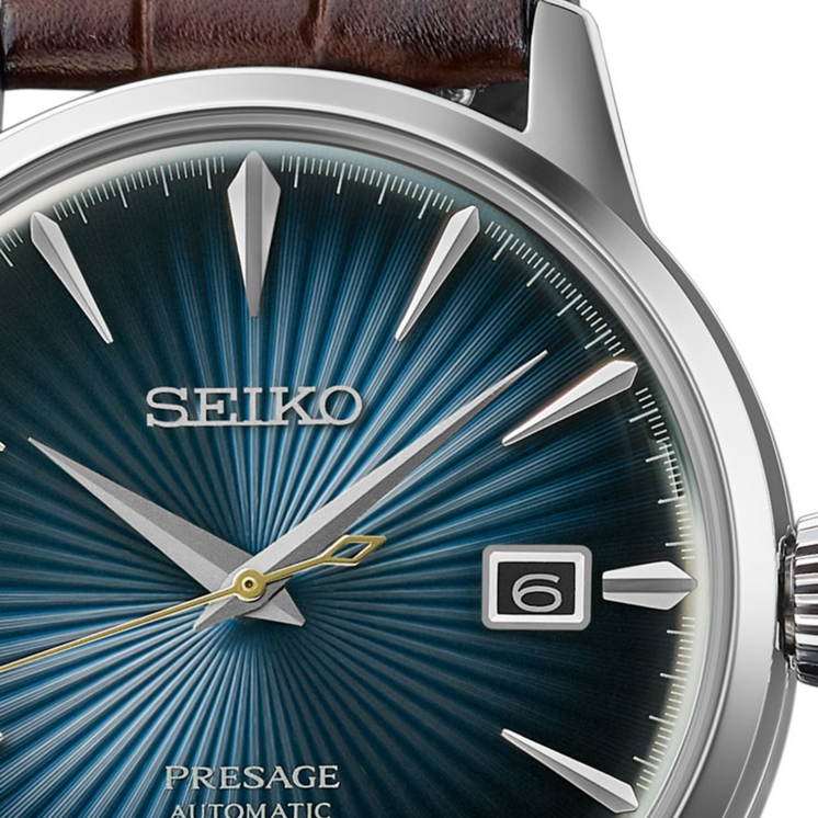 Detalle de la esfera azul texturizada del Seiko Presage Cocktail Time SRPK15J1 con ventana de fecha
