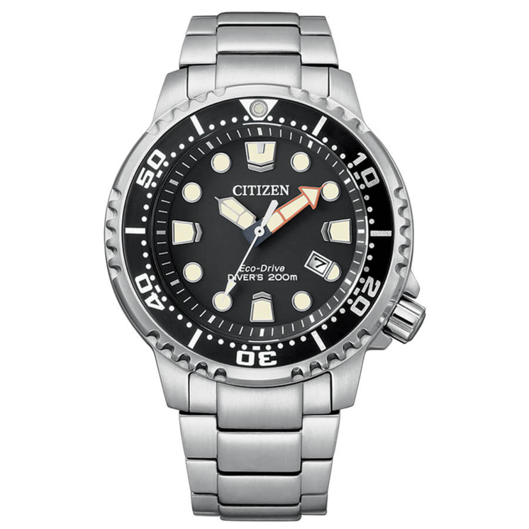 Reloj Citizen Diver’s Eco Drive BN0150-61E con esfera negra y brazalete de acero inoxidable
