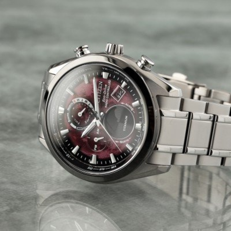 Citizen Tsuki-yomi Moonphase BY1018-80X con esfera rosa y brazalete de Super Titanium en fotografía lifestyle