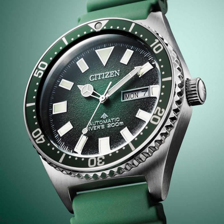 Citizen Diver’s Automatic 200 mt - NY0121-09X