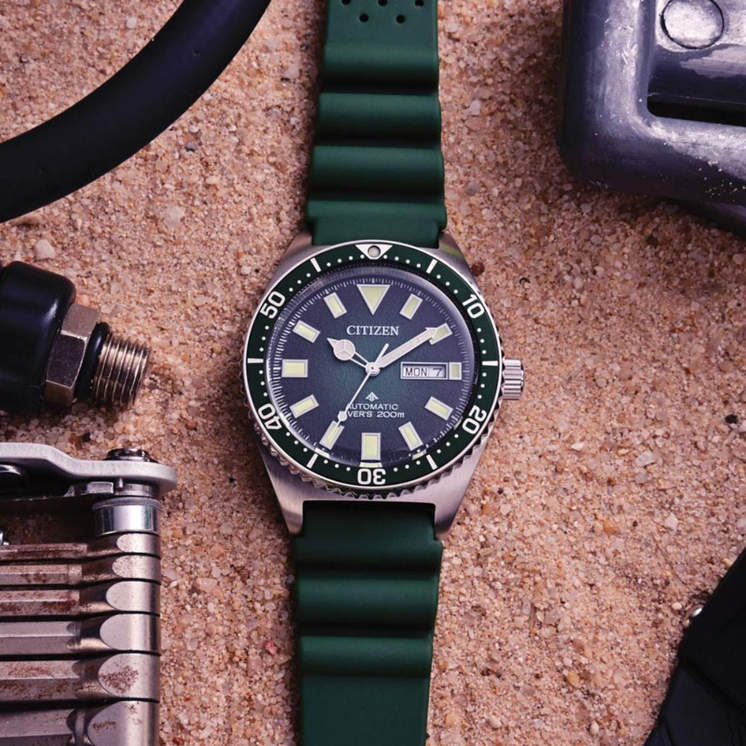Citizen Diver’s Automatic 200 mt - NY0121-09X