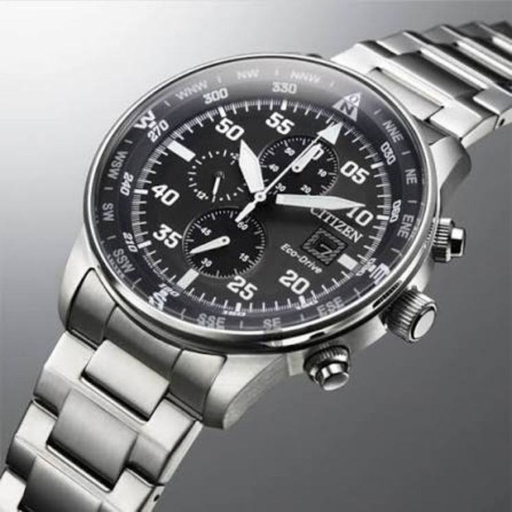 Detalle del Citizen Aviator Crono CA0690-88E con cronógrafo, esfera negra y brazalete de acero